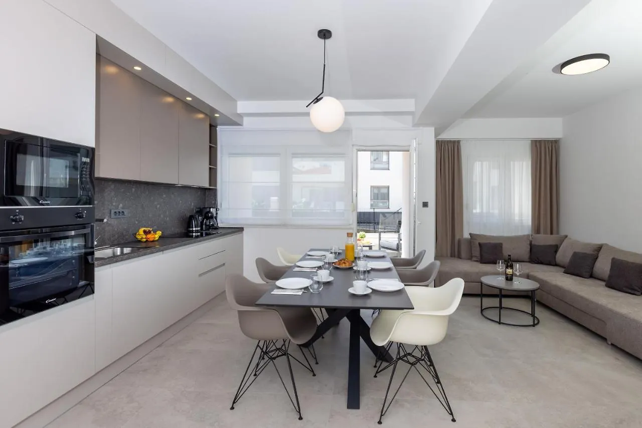 Apartments Ocrux Trogir