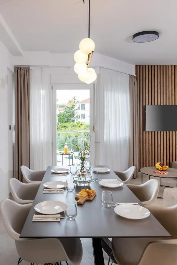 Apartments Ocrux Trogir
