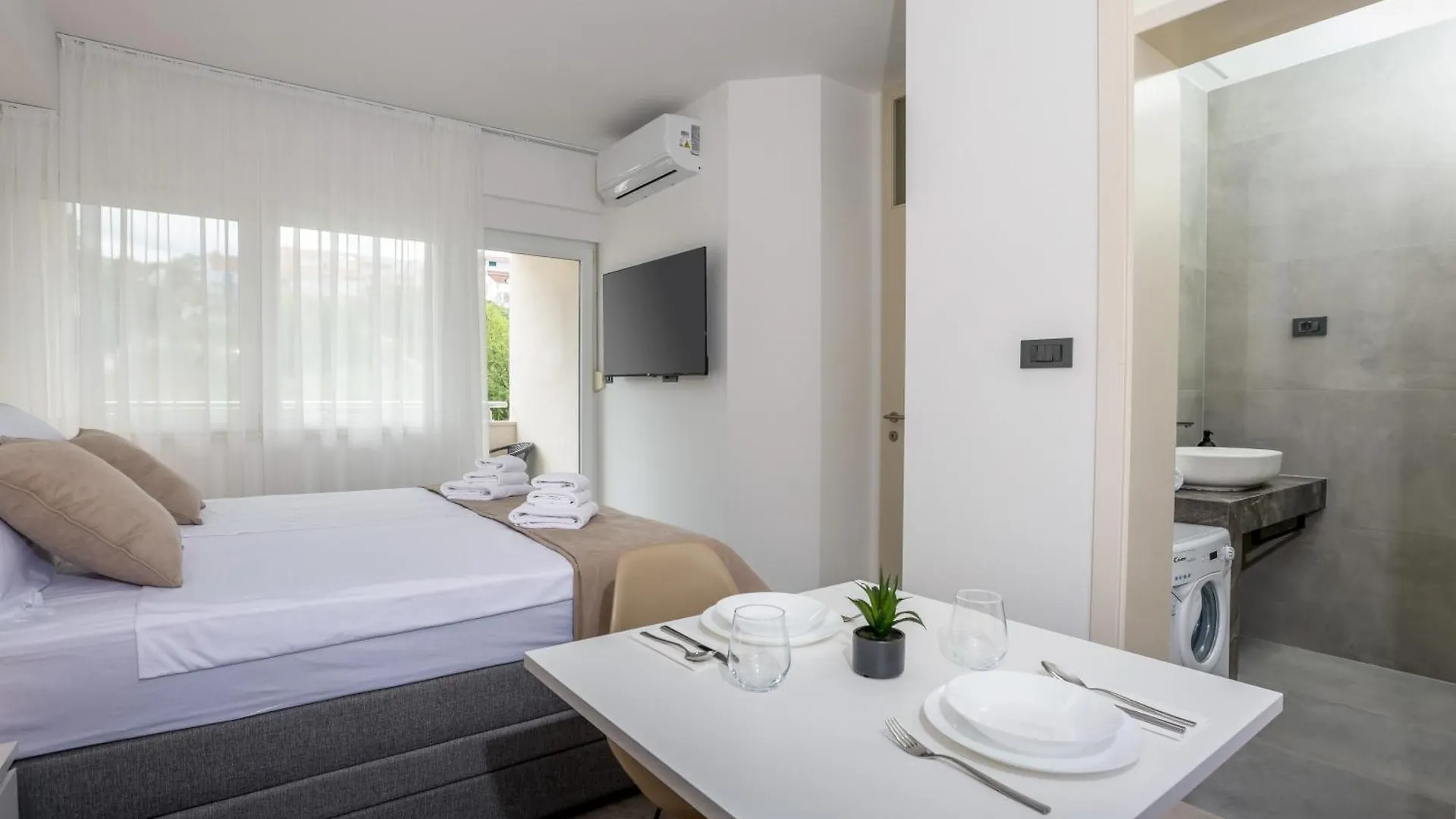Apartments Ocrux Trogir